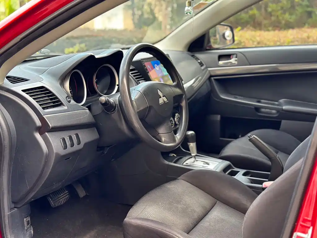 Lancer EX Zhishang 1.8 L CVT Luxury