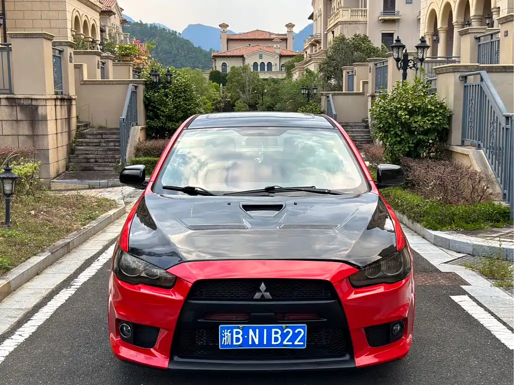 Lancer EX Zhishang 1.8 L CVT Luxury