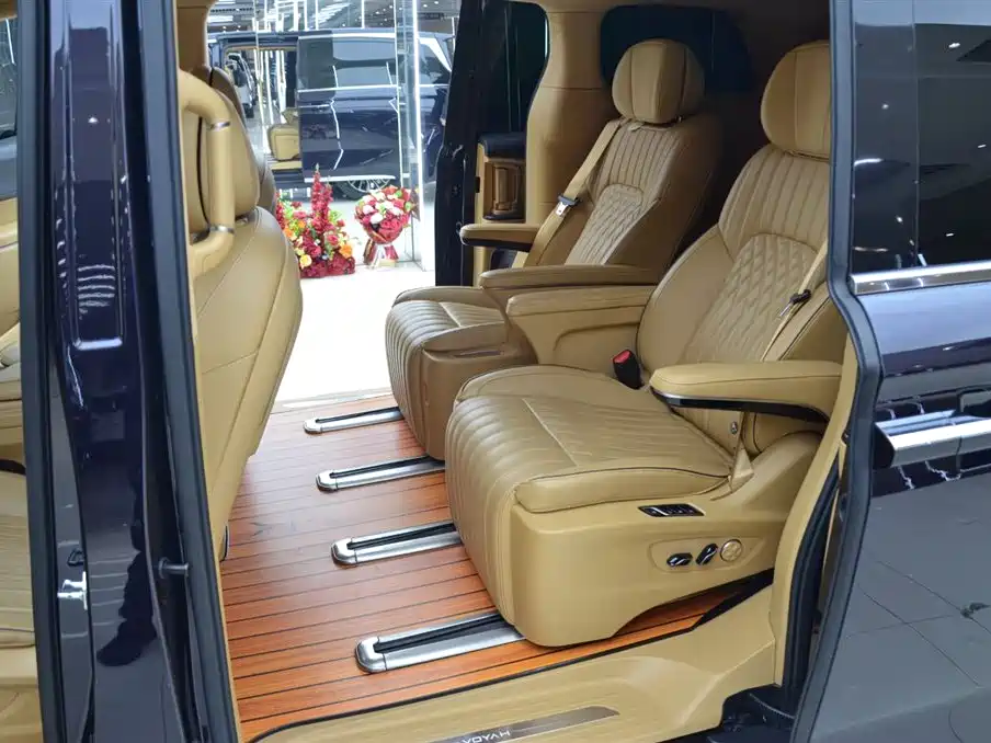 Voyah Dreamer PHEV Ultra Long Range Flagship