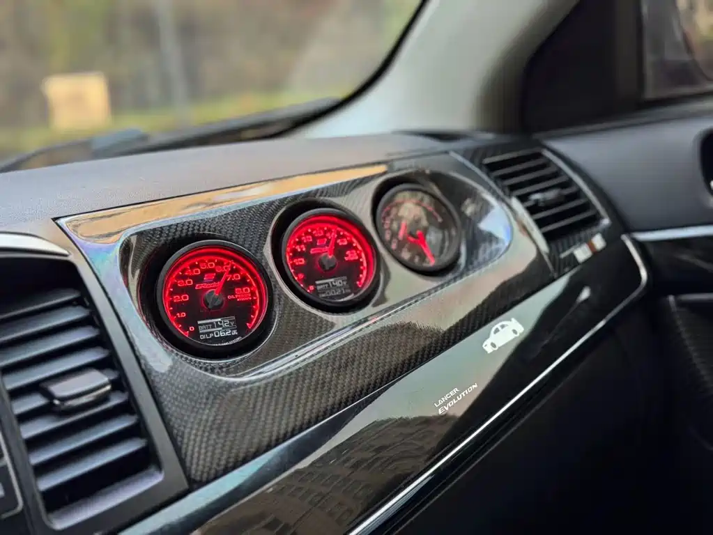 Lancer EX Racing 1.8 L Manual Comfort