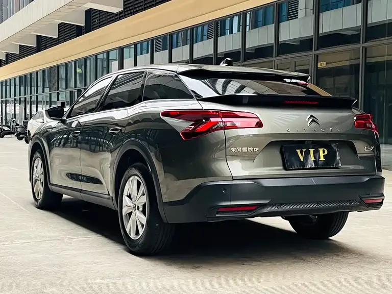 Citroën C5 X 1.6 T Overseas