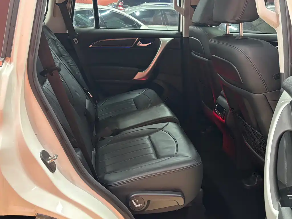 Haval H9 2.0 T 4 WD Luxury 7-seat