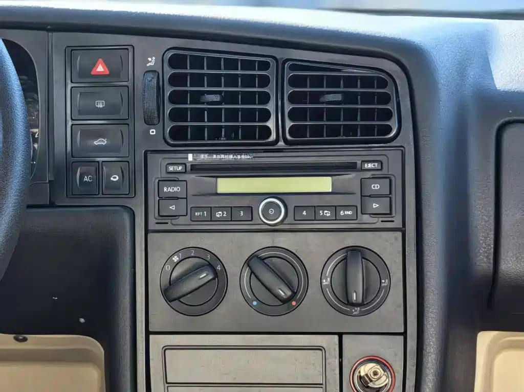 Jetta 1.6 L Avant-garde