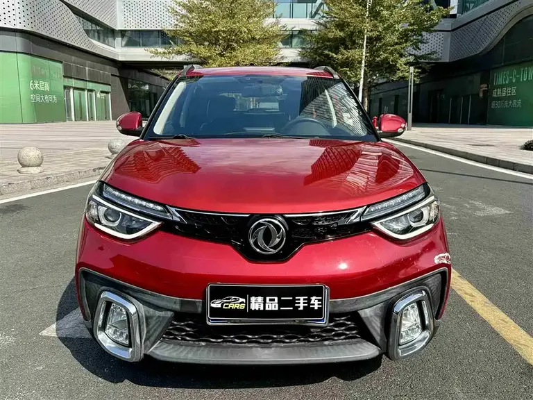 Dongfeng Fengshen AX4 1.6 L DCT Trend Style