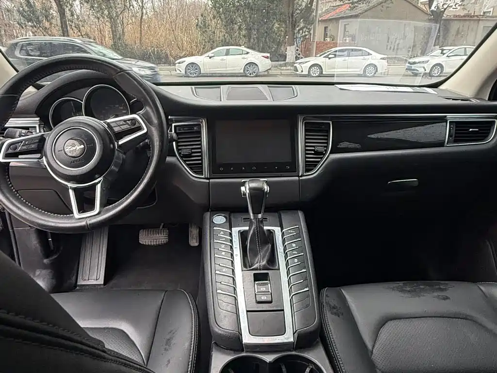 Zotye SR9 2.0 T Auto Ultimate Dream