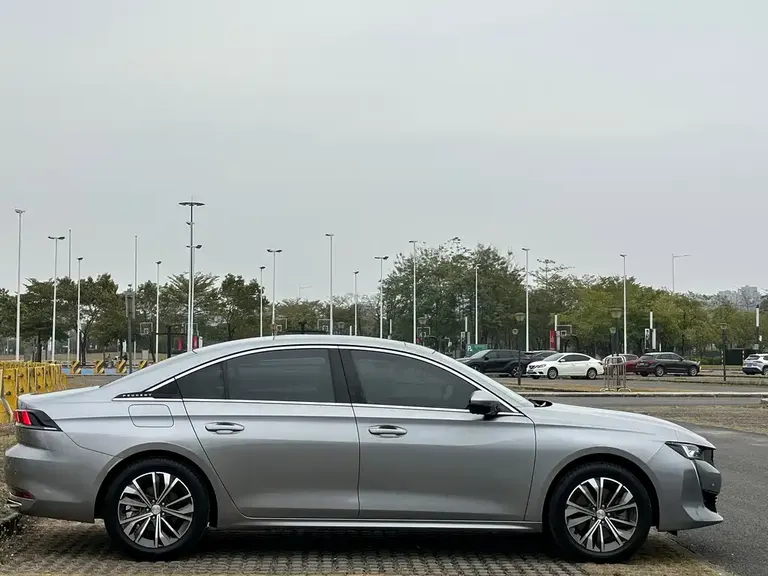 Peugeot 508 508 L 400 THP PureTech Drive Control
