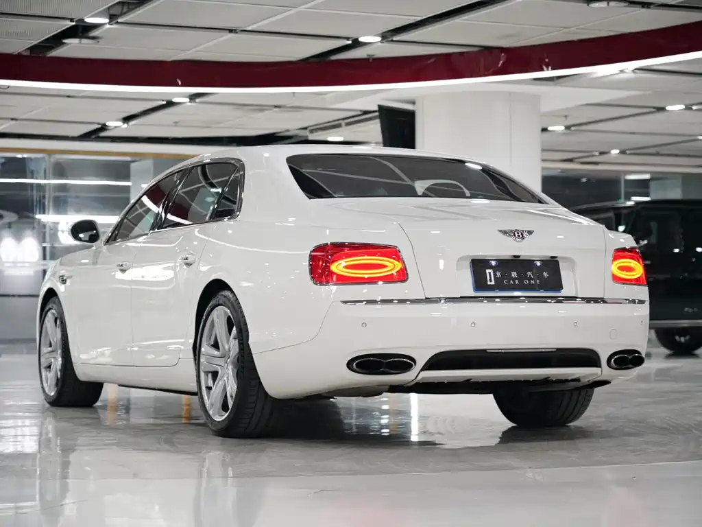 Flying Spur 4.0 T V8 Distinguished