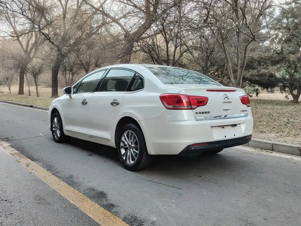 C-Quatre VTS 1.6 L Auto Fashionable