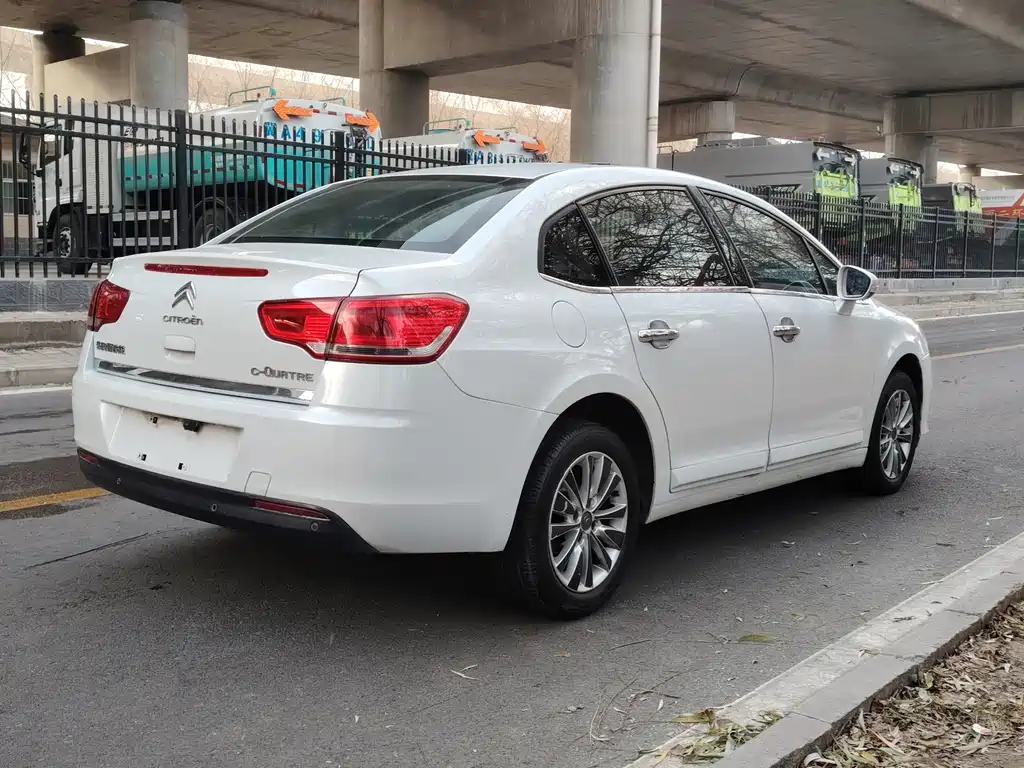 C-Quatre VTS 1.6 L Auto Fashionable