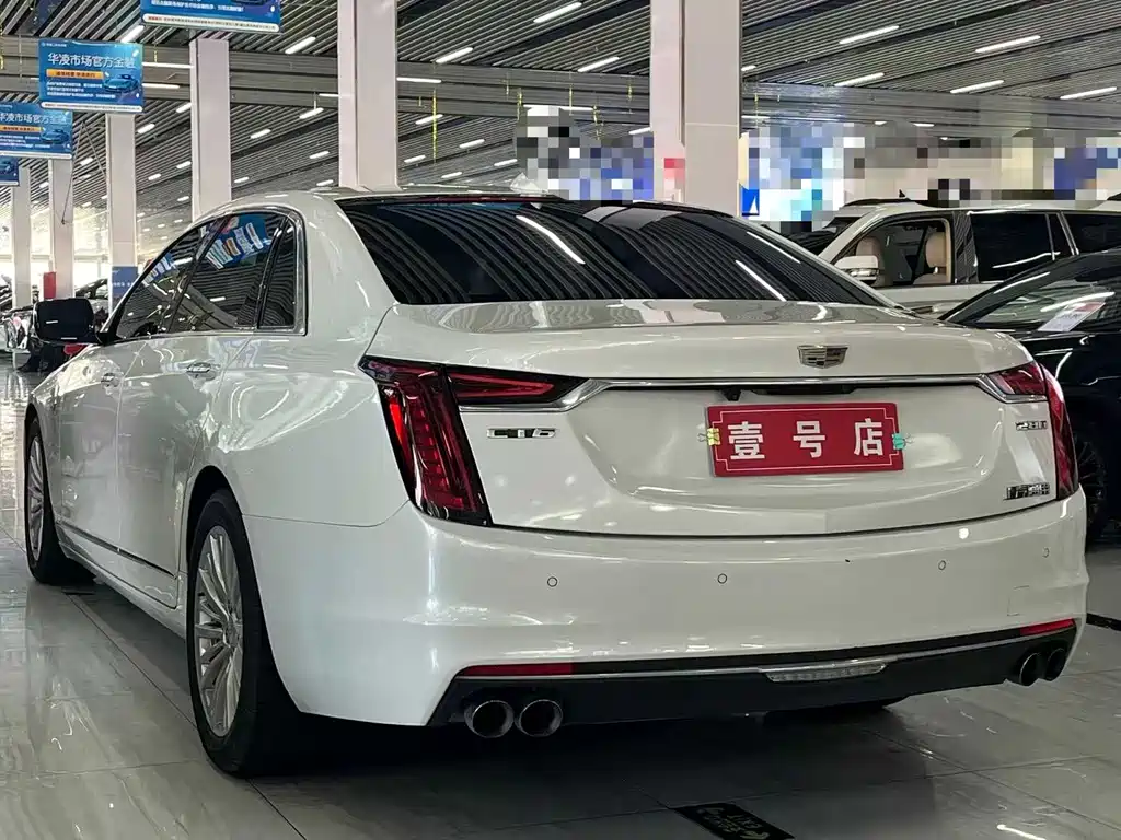 Cadillac CT6 28 T Fashion