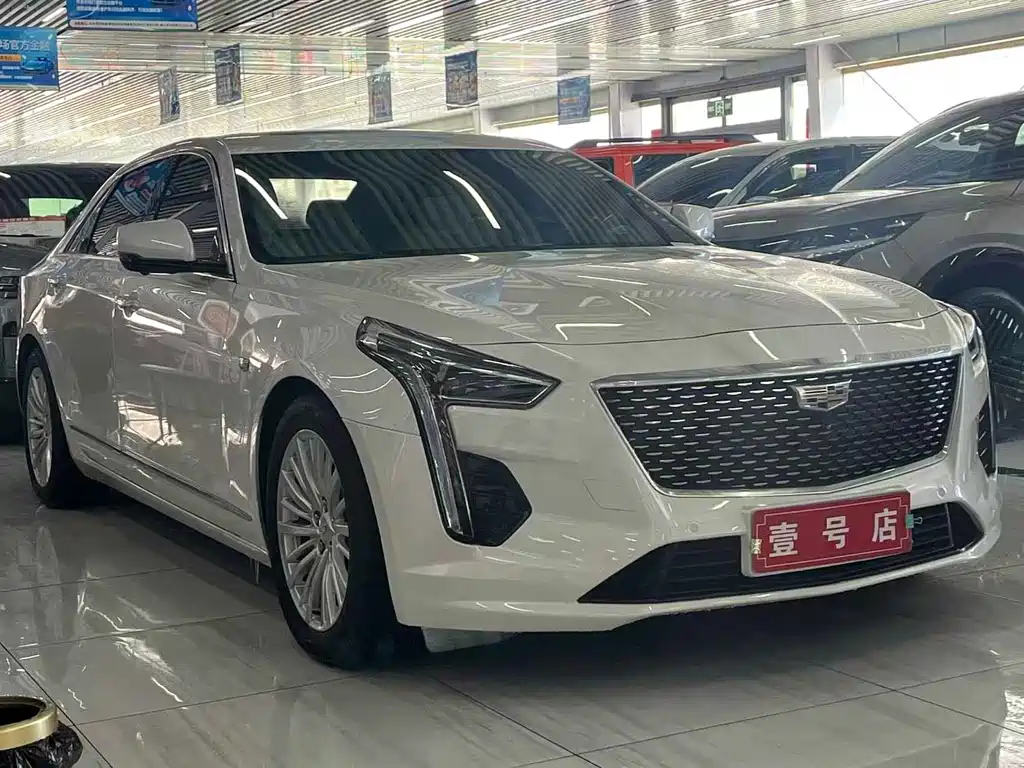 Cadillac CT6 28 T Fashion