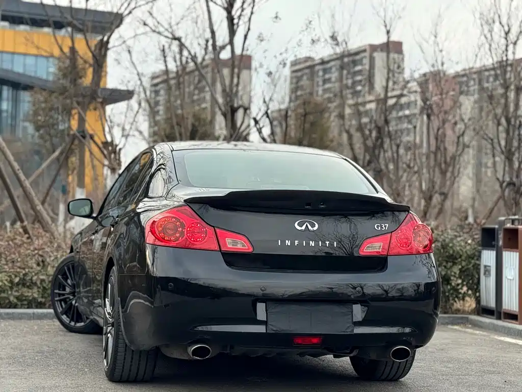 Infiniti G Series G37 Sedan