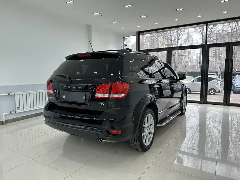 Dodge Journey 2.0 TD 4 WD Premium Style
