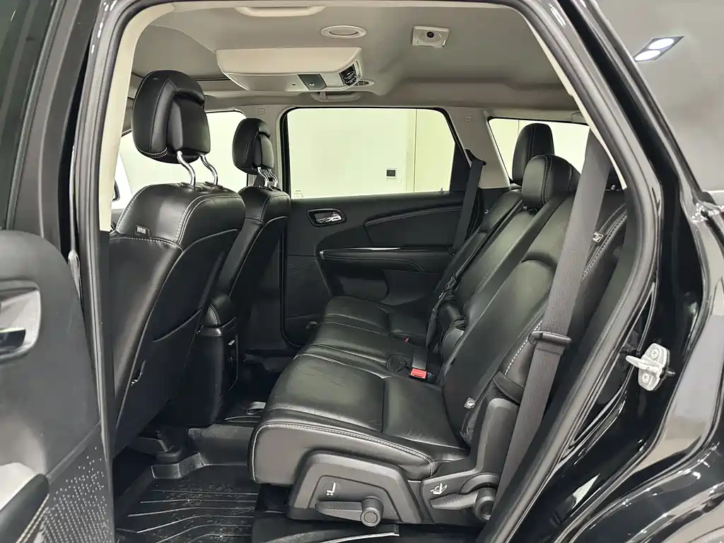 Journey 2.0 TD 4 WD Premium Style
