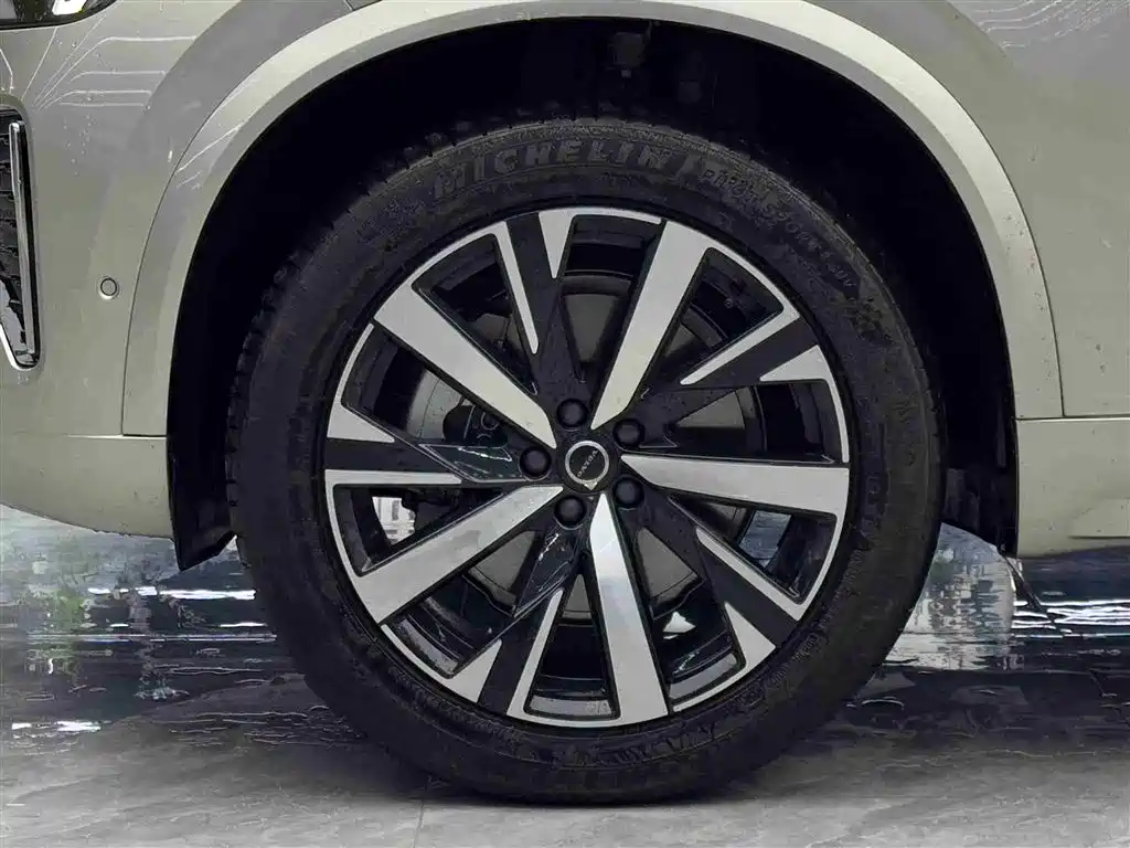 Volvo XC90 Facelift B6 Smart Vision Luxury 6-seat