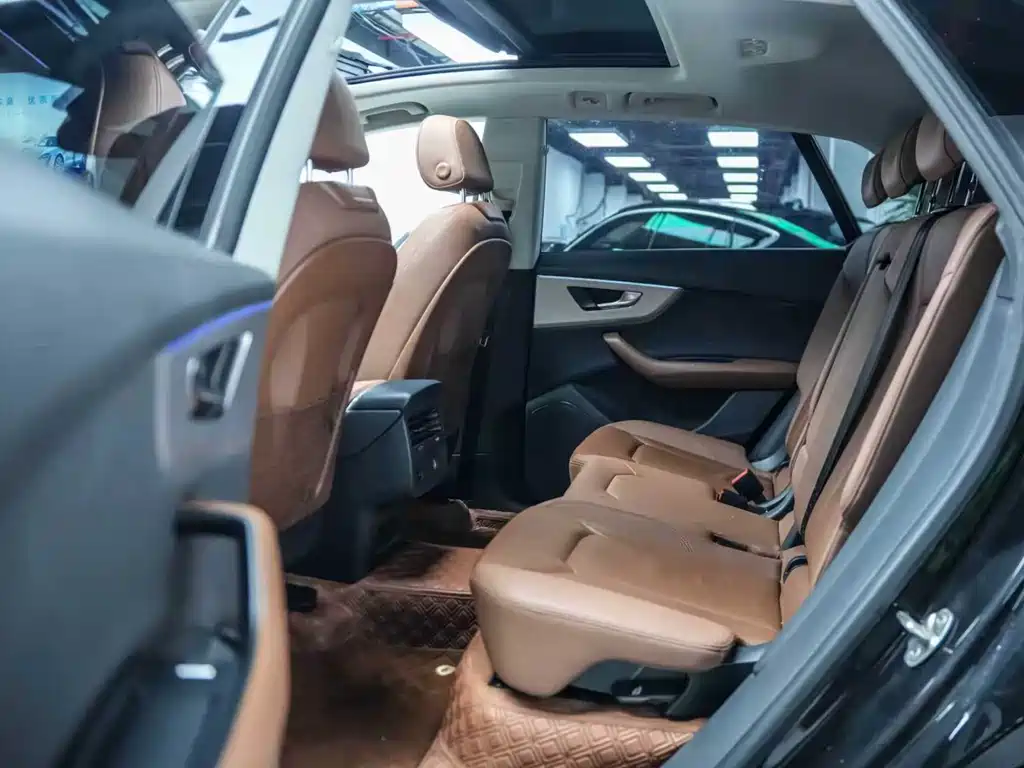 Audi Q8 55 TFSI Select Dynamic