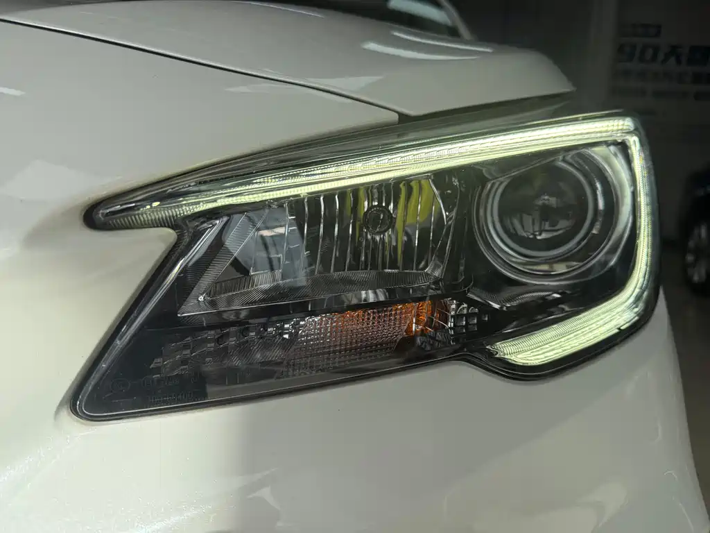 Legacy Facelift 2.5 i AWD Style