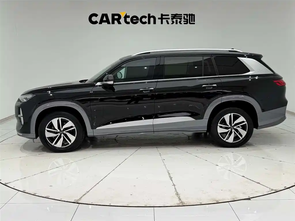 Audi Q6 40 TFSI quattro Cloud View Feather Package