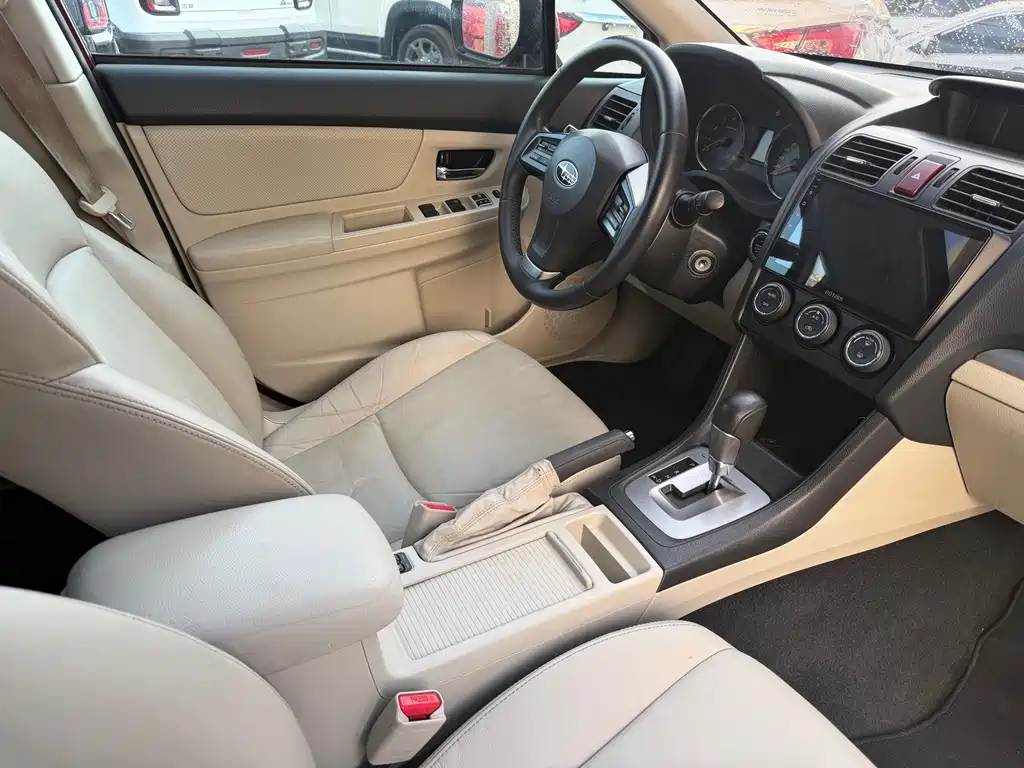 Subaru XV 2.0 i Luxury