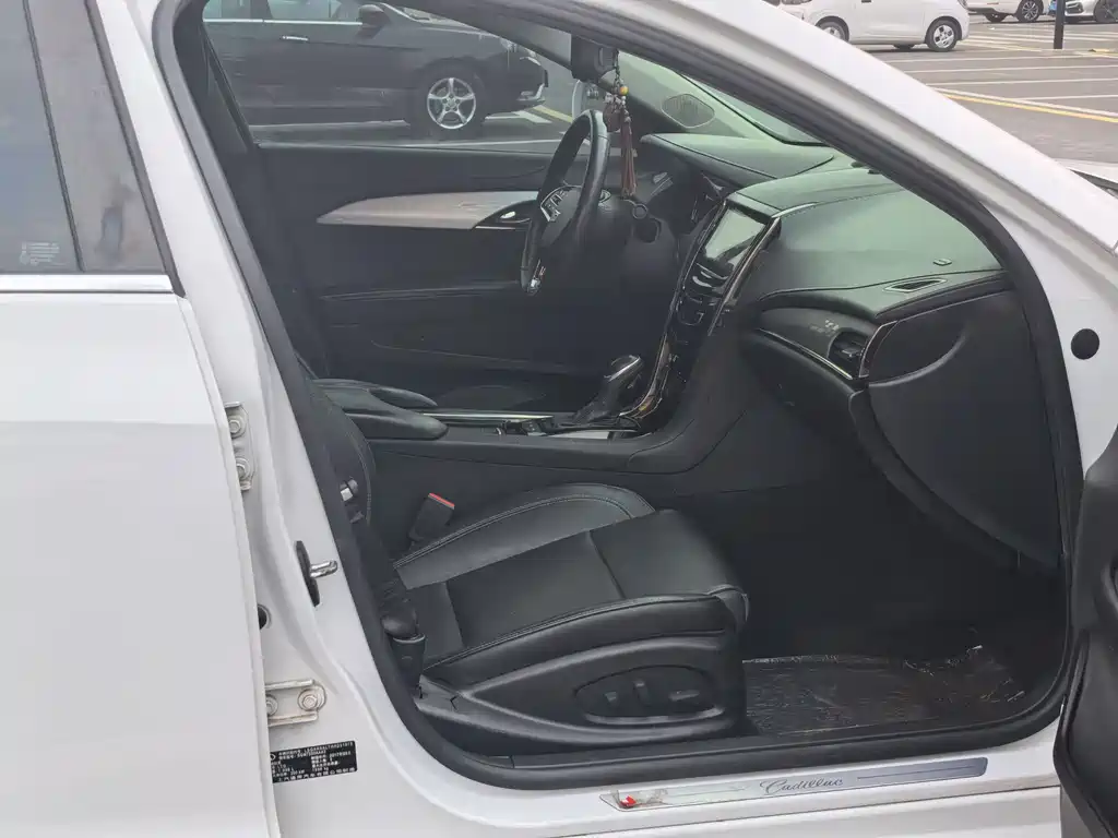 Cadillac ATS-L 28 T Fashion