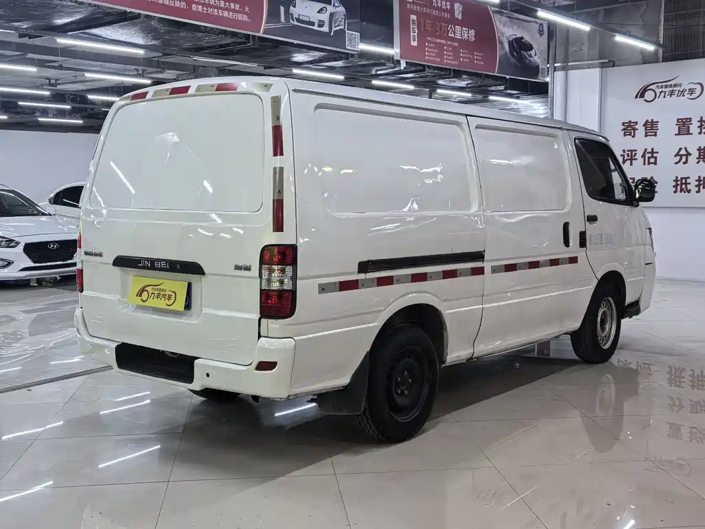Jinbei Hiace 2.0 L Express Series Luxury Cargo Van Standard CN-VI 1 TZS