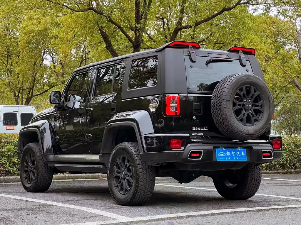 BAIC BJ40 2.0 T Auto 4 WD City Hunter Swordsman
