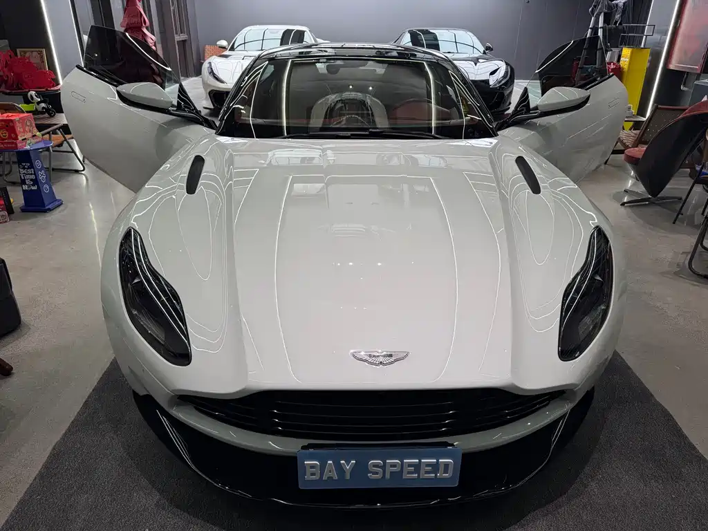 Aston Martin DB11 4.0 T V8 Coupe