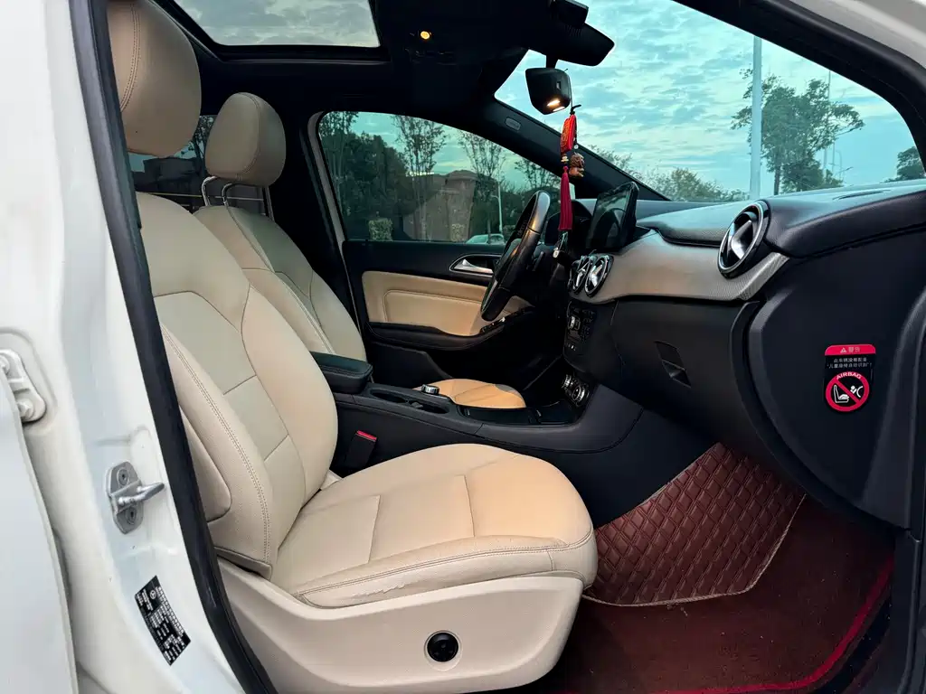 Mercedes-Benz B-Class B 200