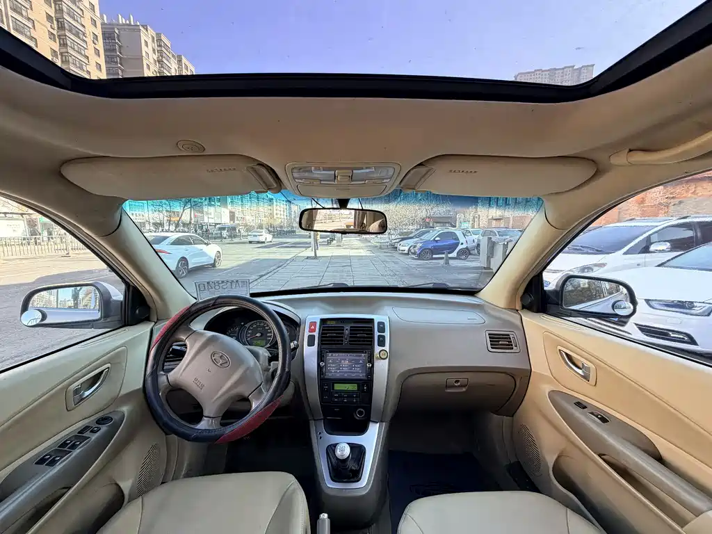 Tucson 途胜 2006款 2.0 L 手动四驱豪华型