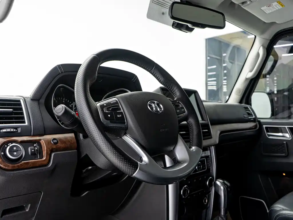 Beijing Offroad BJ80 2.3 T Auto Excellent Tribute