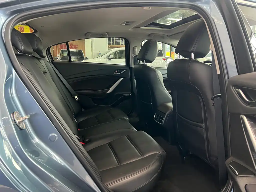 Atenza 2.0 L Blue Sky Luxury CN-V