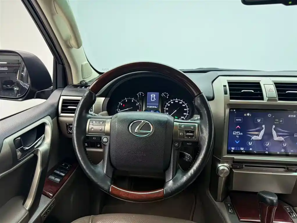 Lexus GX 400