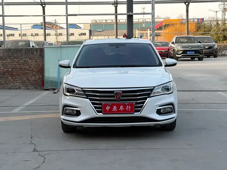 Roewe i5 1.5 L Manual 4 G Connected Bright Grand