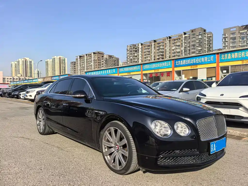 Flying Spur 4.0 T V8 Standard