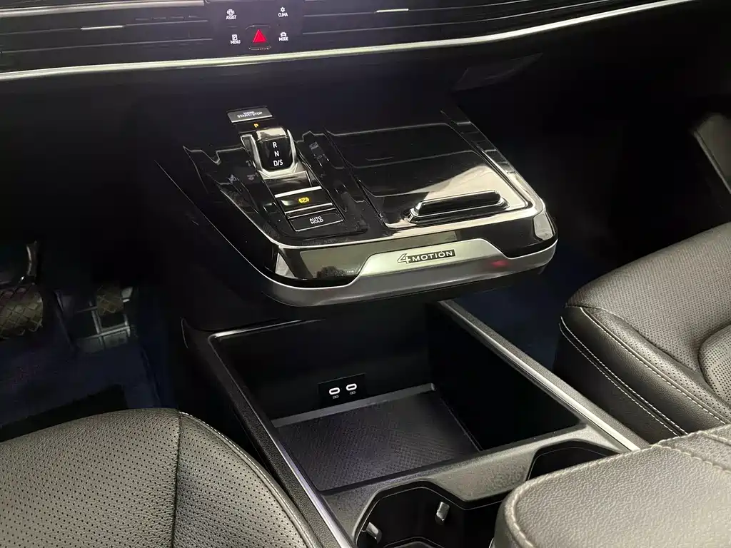 Talagon 380 TSI 4 WD Luxury Premium Realm Pro 7-seat