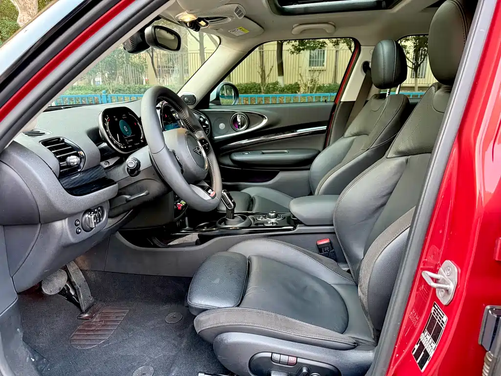 MINI CLUBMAN MINI CLUBMAN 2023款 2.0 T COOPER S 弧光限量版