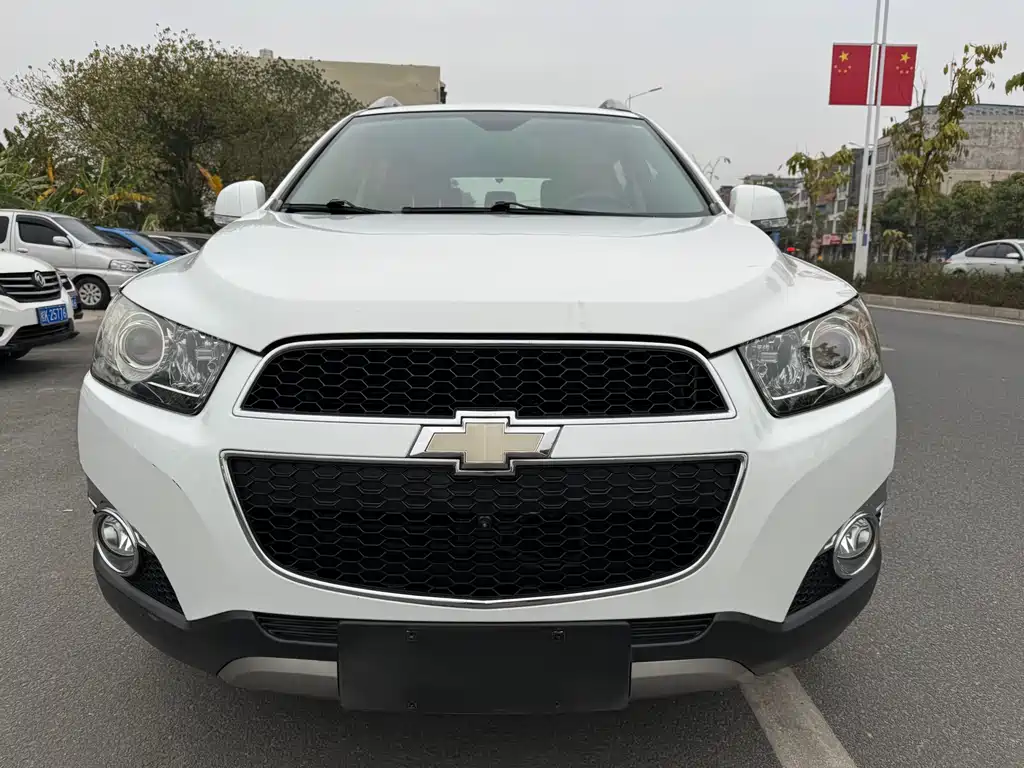 Captiva 2.4 L 4 WD Flagship 7-seat