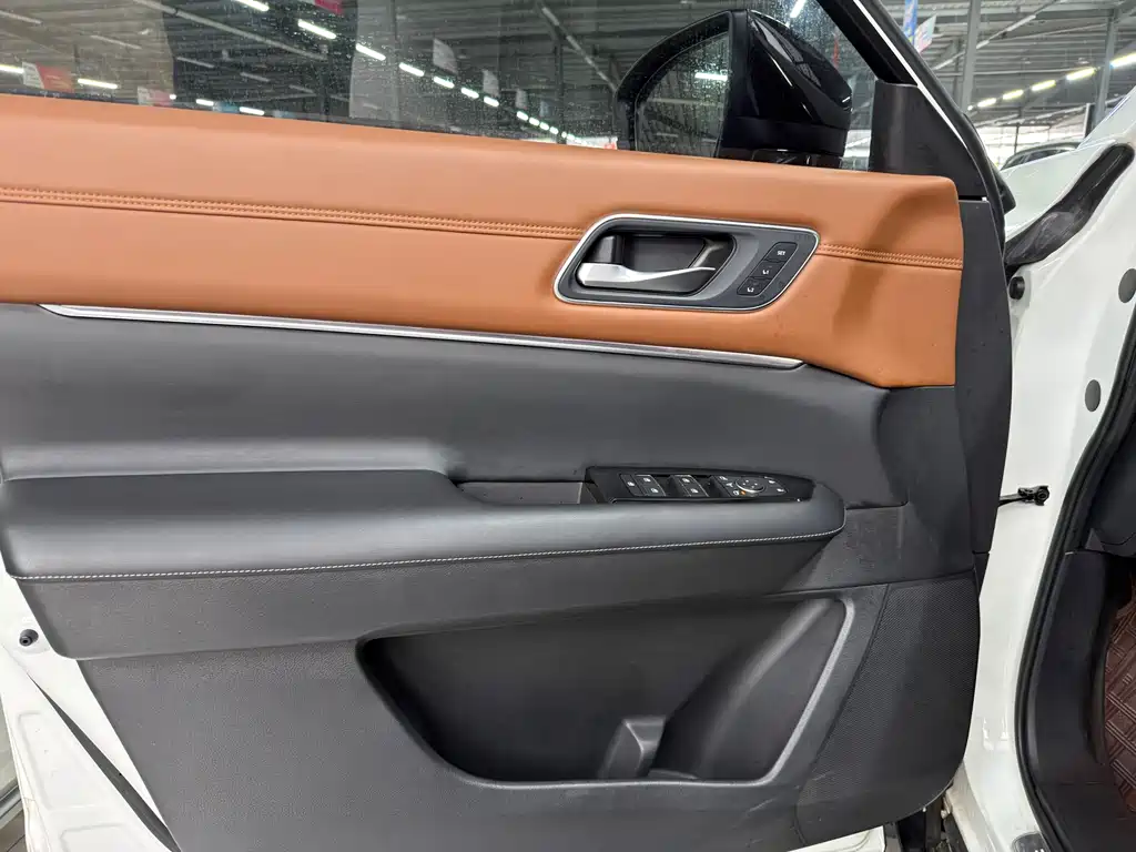 Tanlu 380 VC-TURBO 4 WD Smart Supreme 6-seat