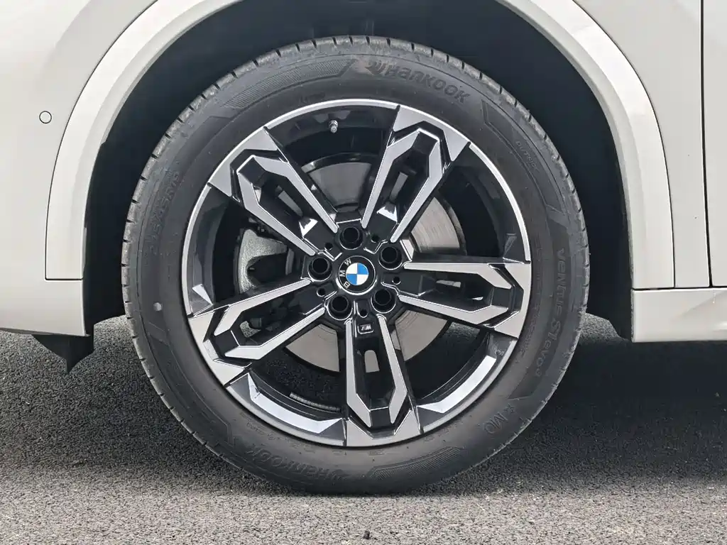 BMW X2 (Import) sDrive25 i M Sport Package