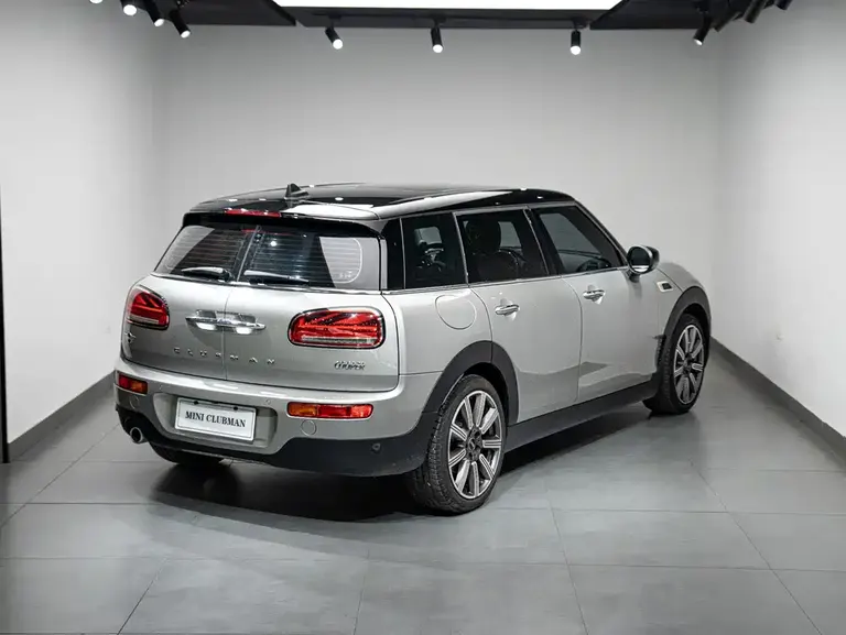 MINI CLUBMAN 1.5 T COOPER Connoisseur