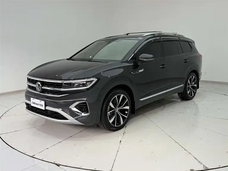 Volkswagen Talagon 530 TSI 4 WD Flagship Victory Realm Pro 6-seat
