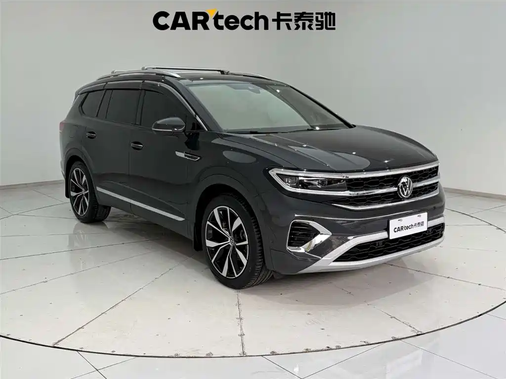 Talagon 530 TSI 4 WD Flagship Victory Realm Pro 6-seat