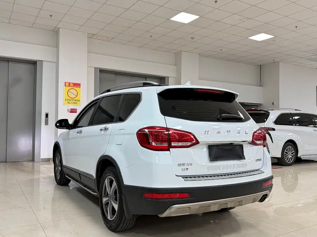 Haval H6 Sport 1.5 T Manual 2 WD Distinguished