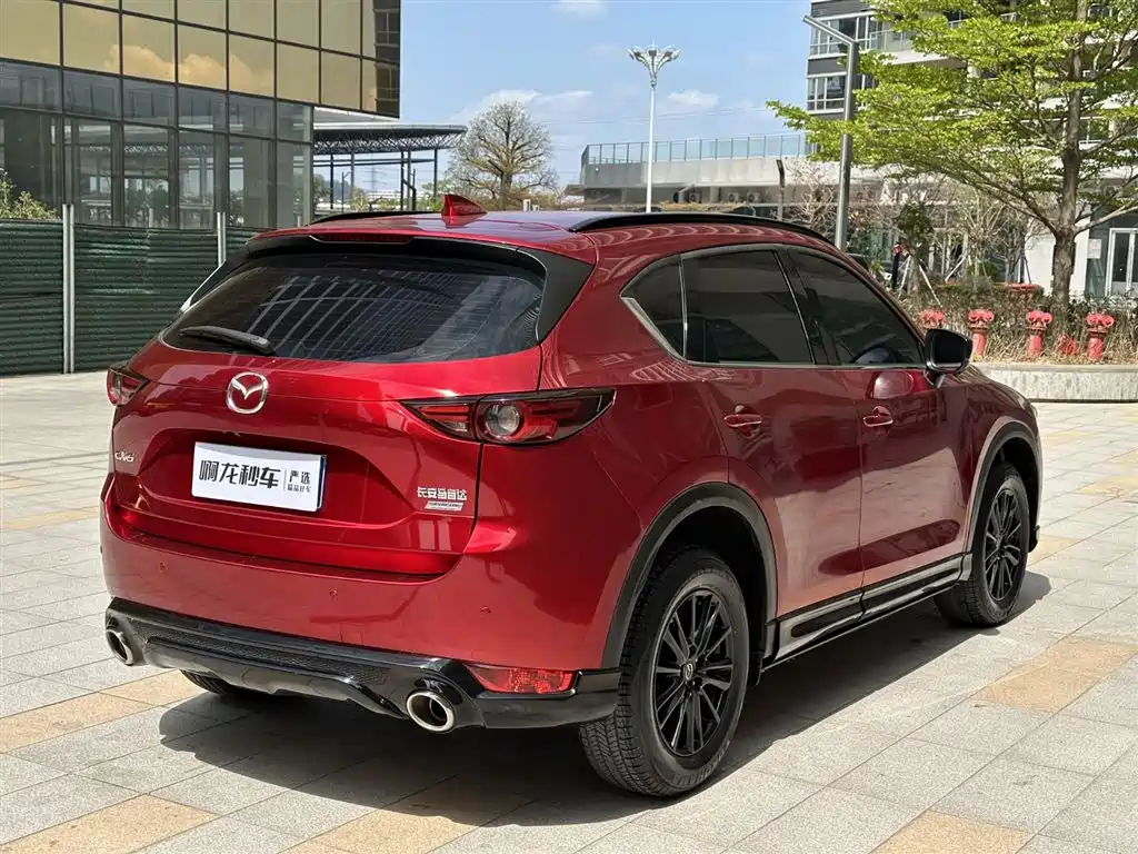 Mazda CX-5 2.0 L Auto 2 WD Black Knight
