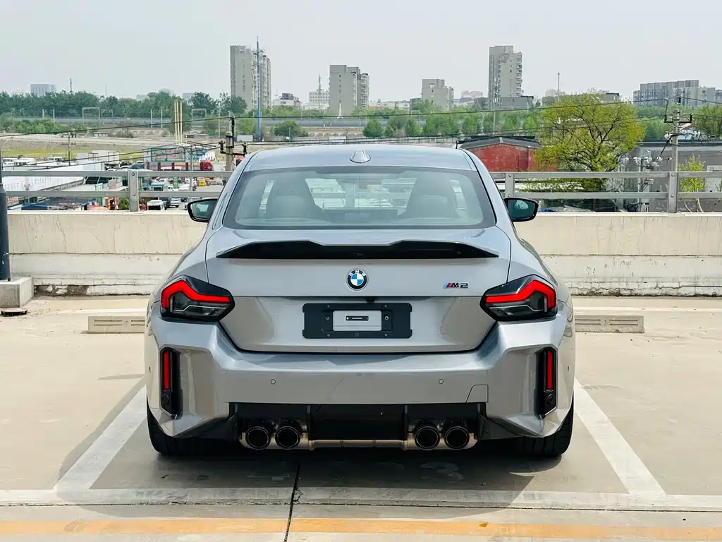 BMW M2