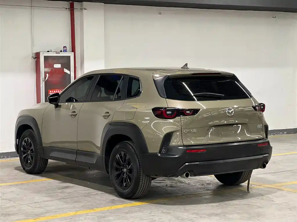 Mazda CX-50 2.0 L