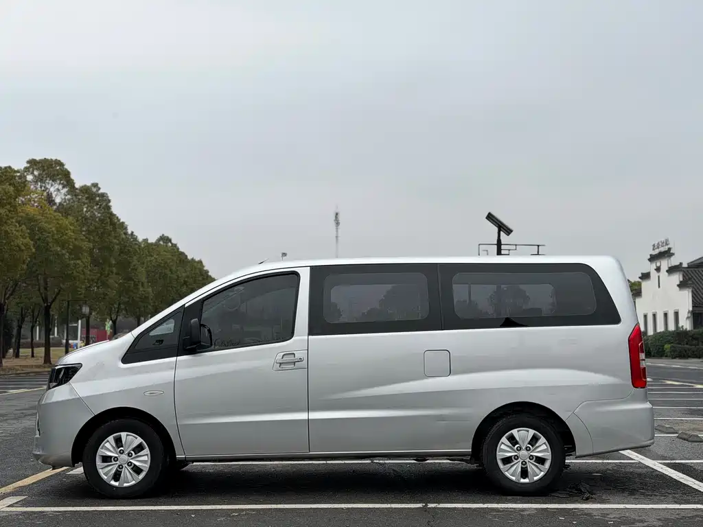Refine M3 PLUS Maker 1.8 L Luxury