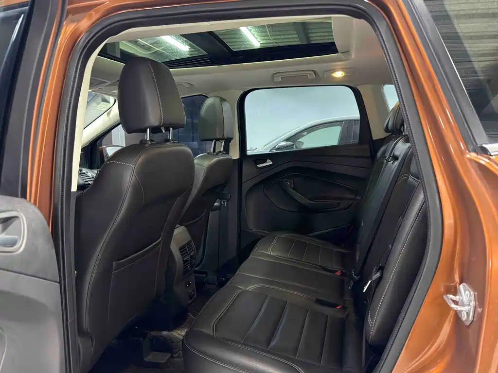 Kuga EcoBoost 180 2 WD
