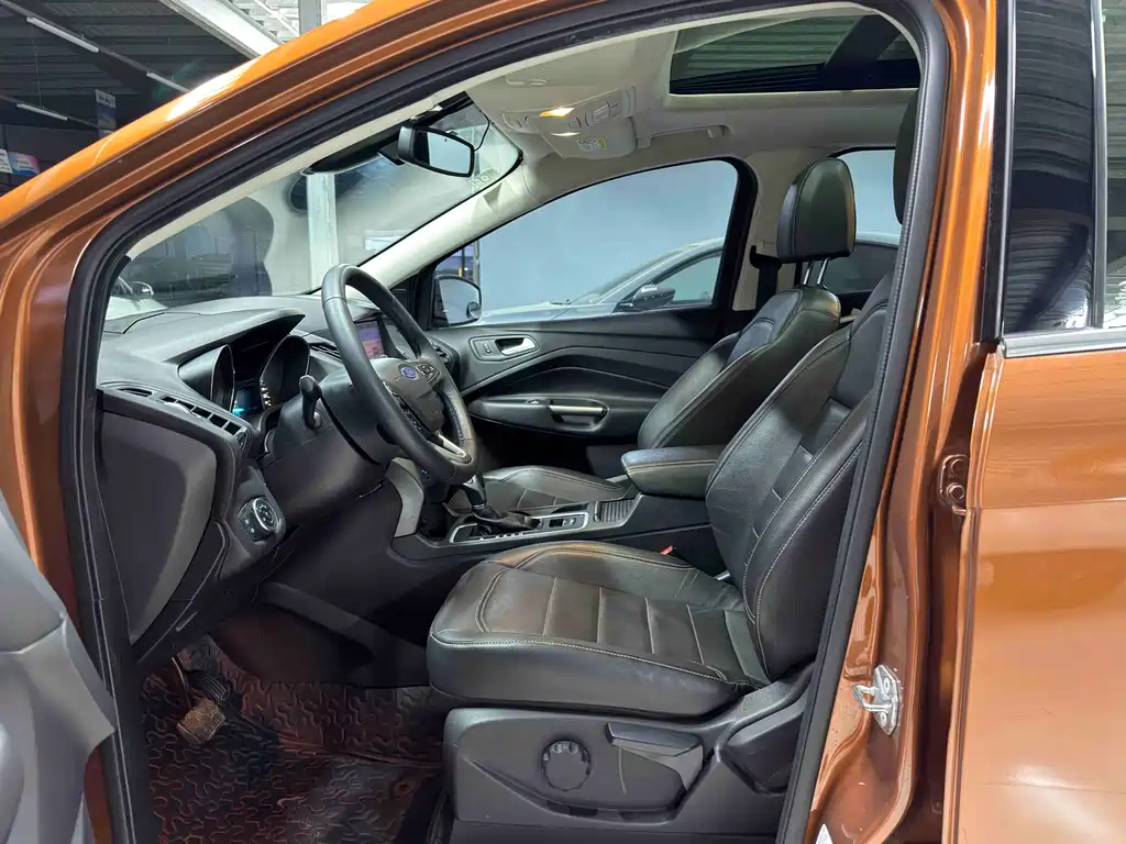 Kuga EcoBoost 180 2 WD