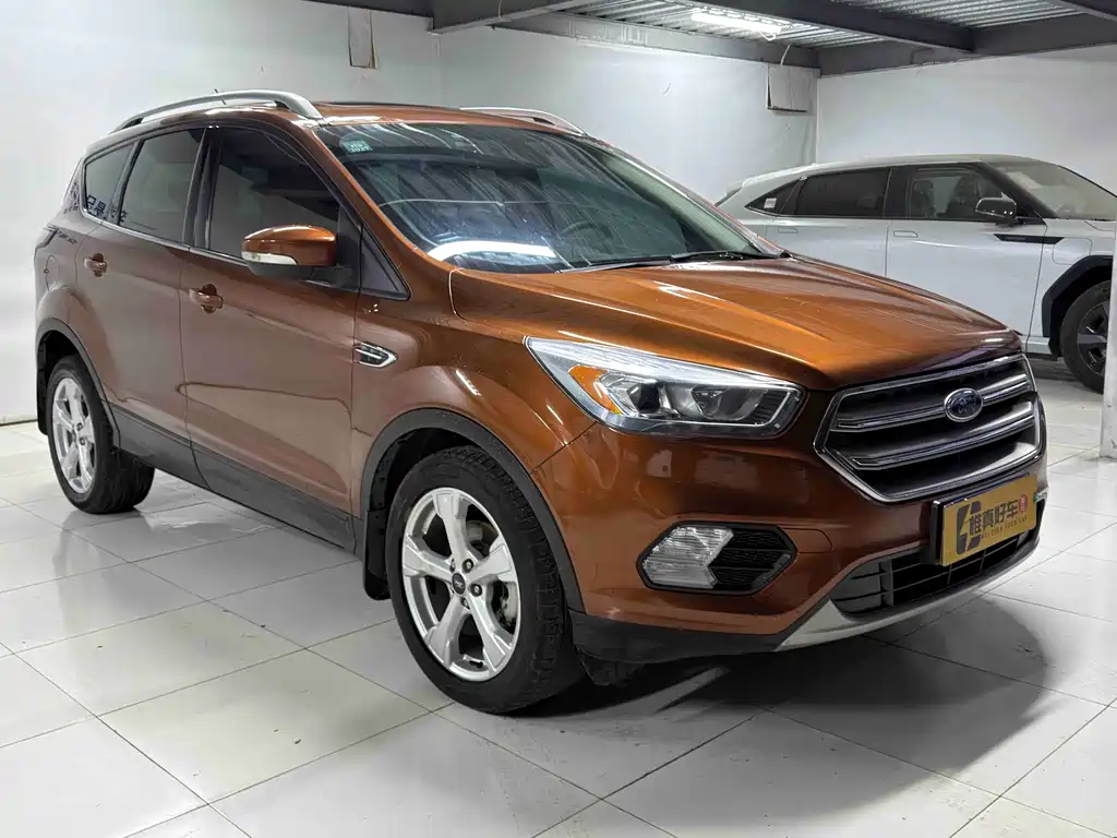Kuga EcoBoost 180 2 WD